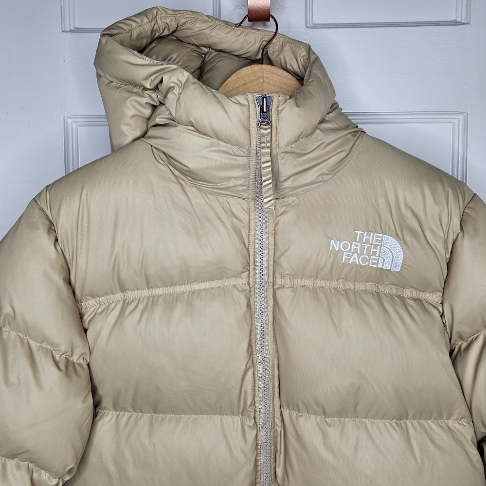 The North Face Nuptse Belted Mid Jacket - Picture 3 of 16